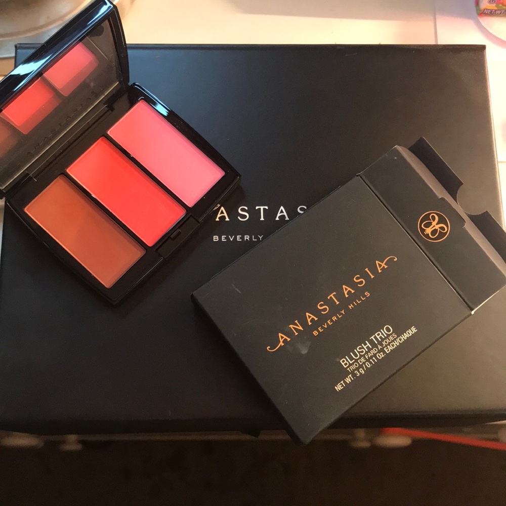 Blush trio